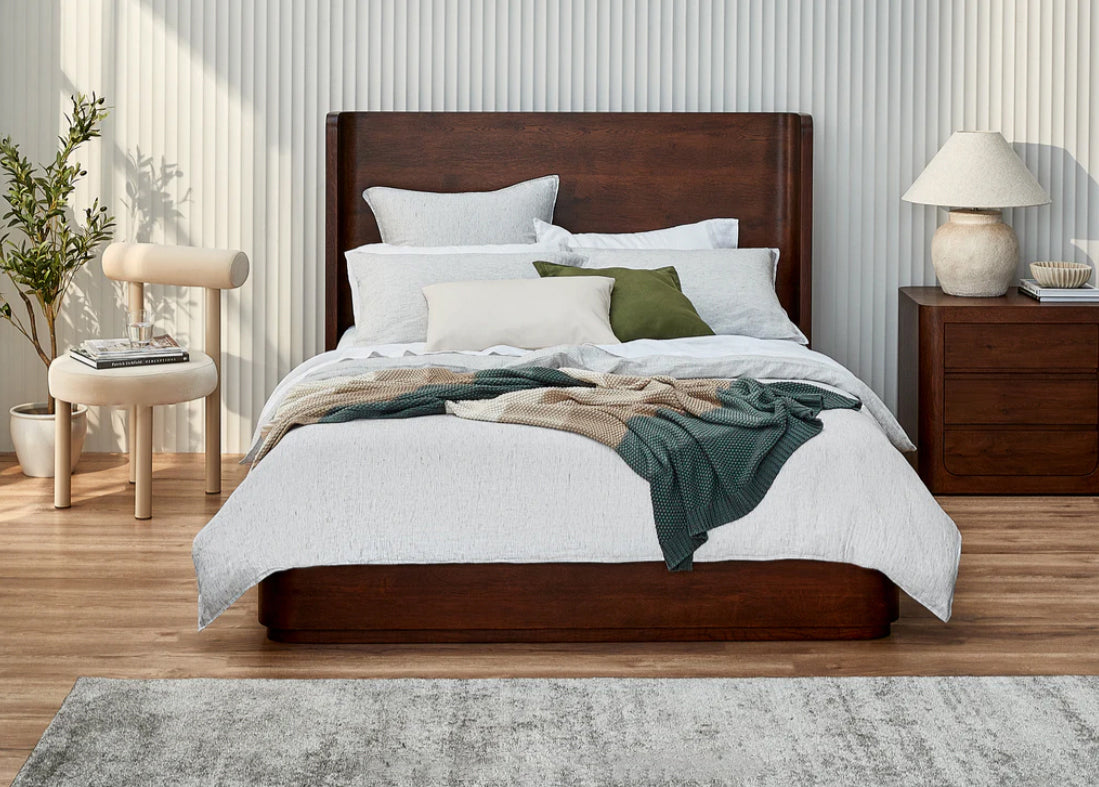 Oak platform bed king discount