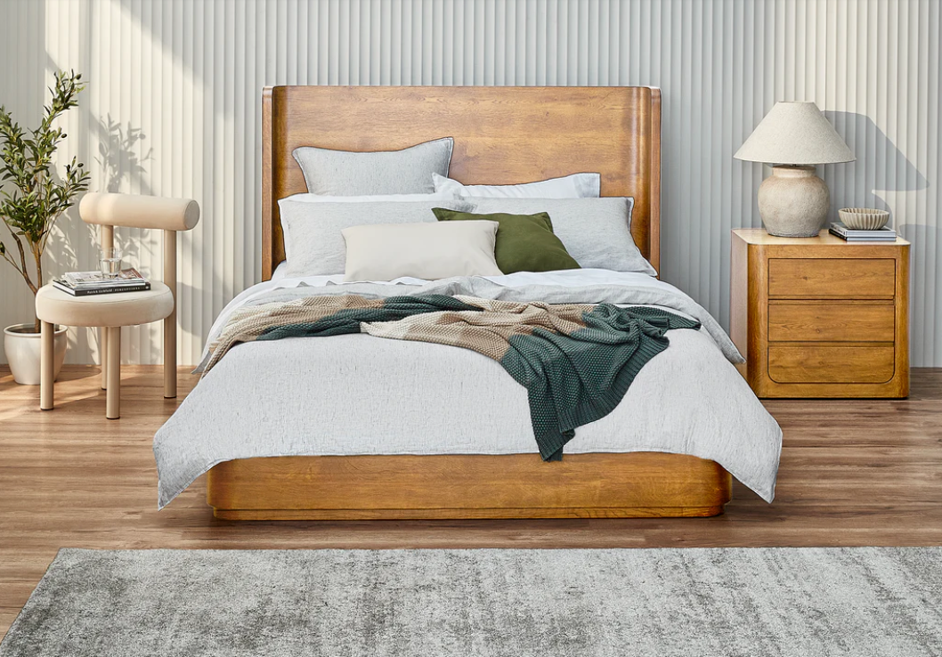 BOWER Curved Oak Queen Bed Natural Finish